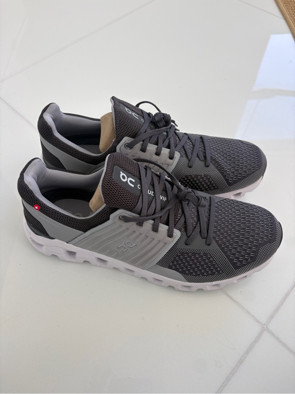On Cloudswift Sneakers in Gray